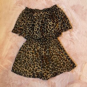 Show Me Your MuMu Size Small Romper